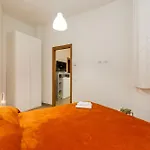 Roger Apt